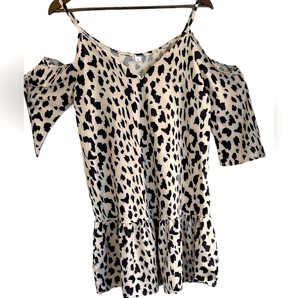 Made with Love dress women XS cold shoulder, wild print